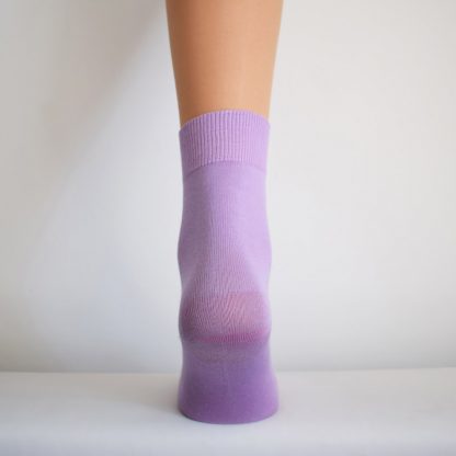 Ženske nogavice - Elegantne nogavice - Slovenske nogavice - Kvaliteta Polzela - Barva Vijola 2